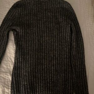 Saks fifth Avenue cashmere mock neck